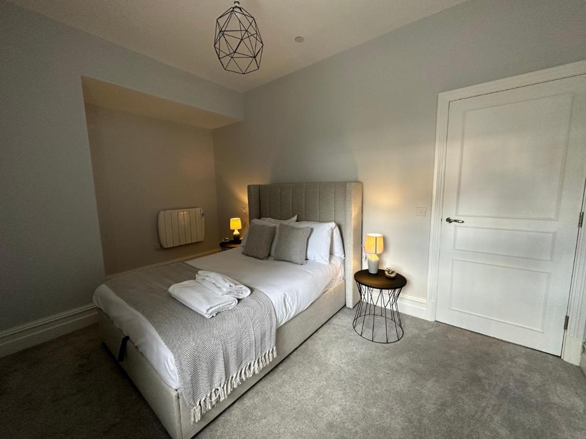 Luxury Apartment Stay Кардифф Экстерьер фото
